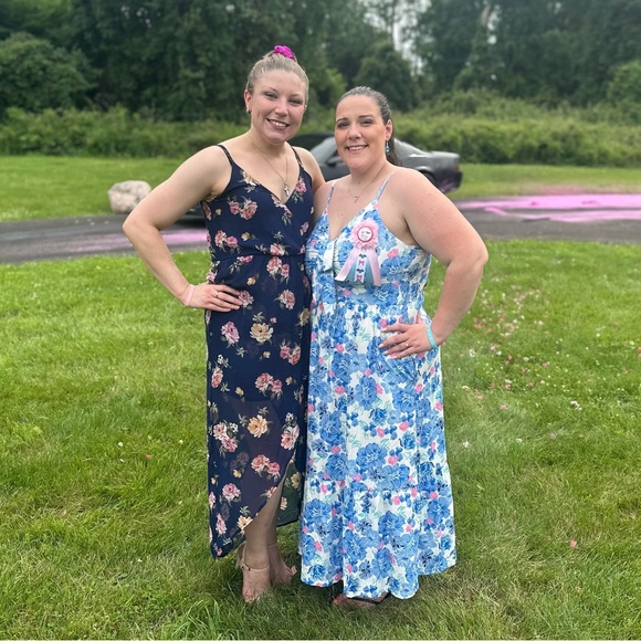 Madison’s LIVE LISTING — LIKE TO KNOW WHEN IM LIVE - Picture 7 of 15